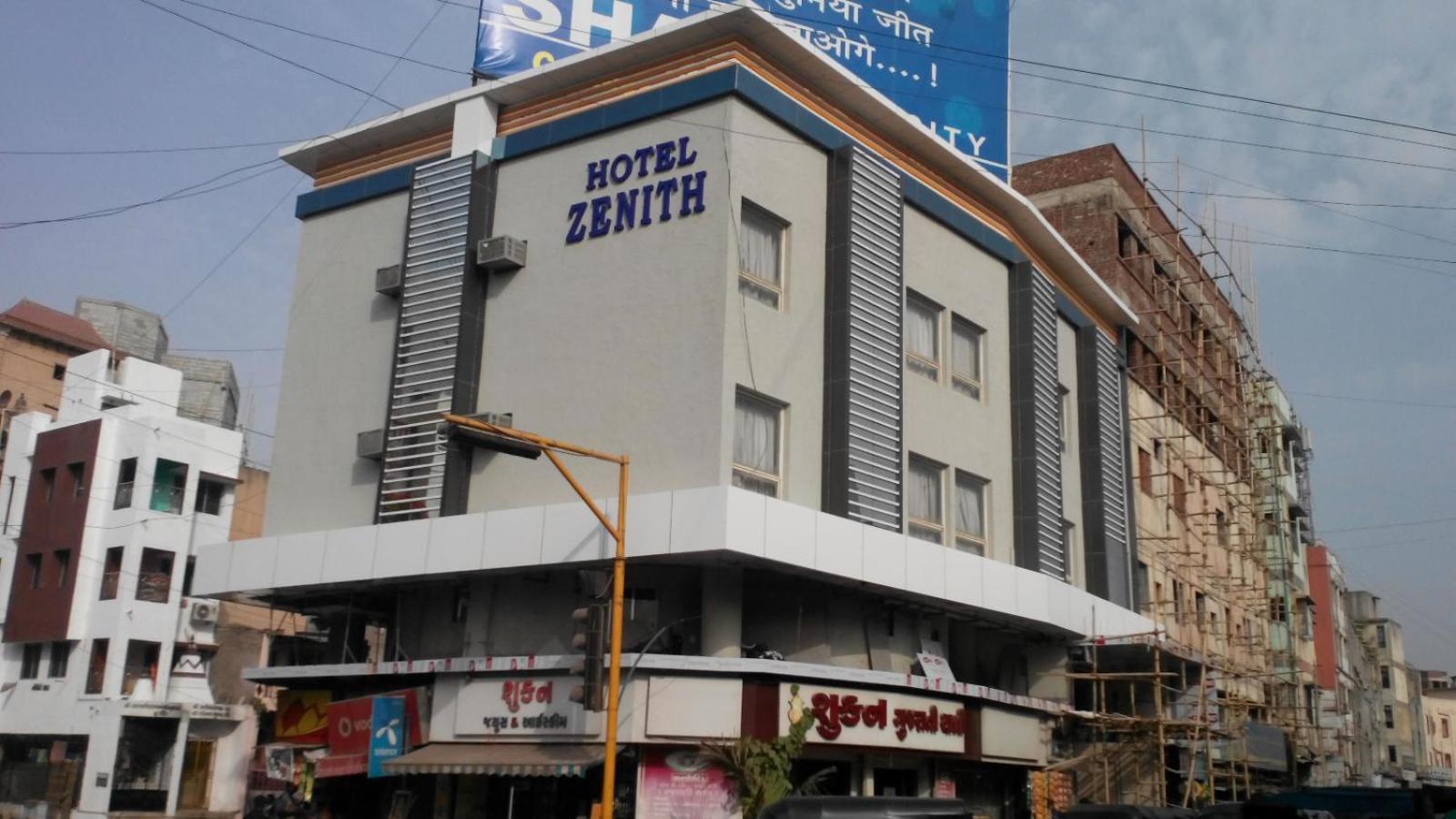 Hotel Zenith Surate Exterior foto